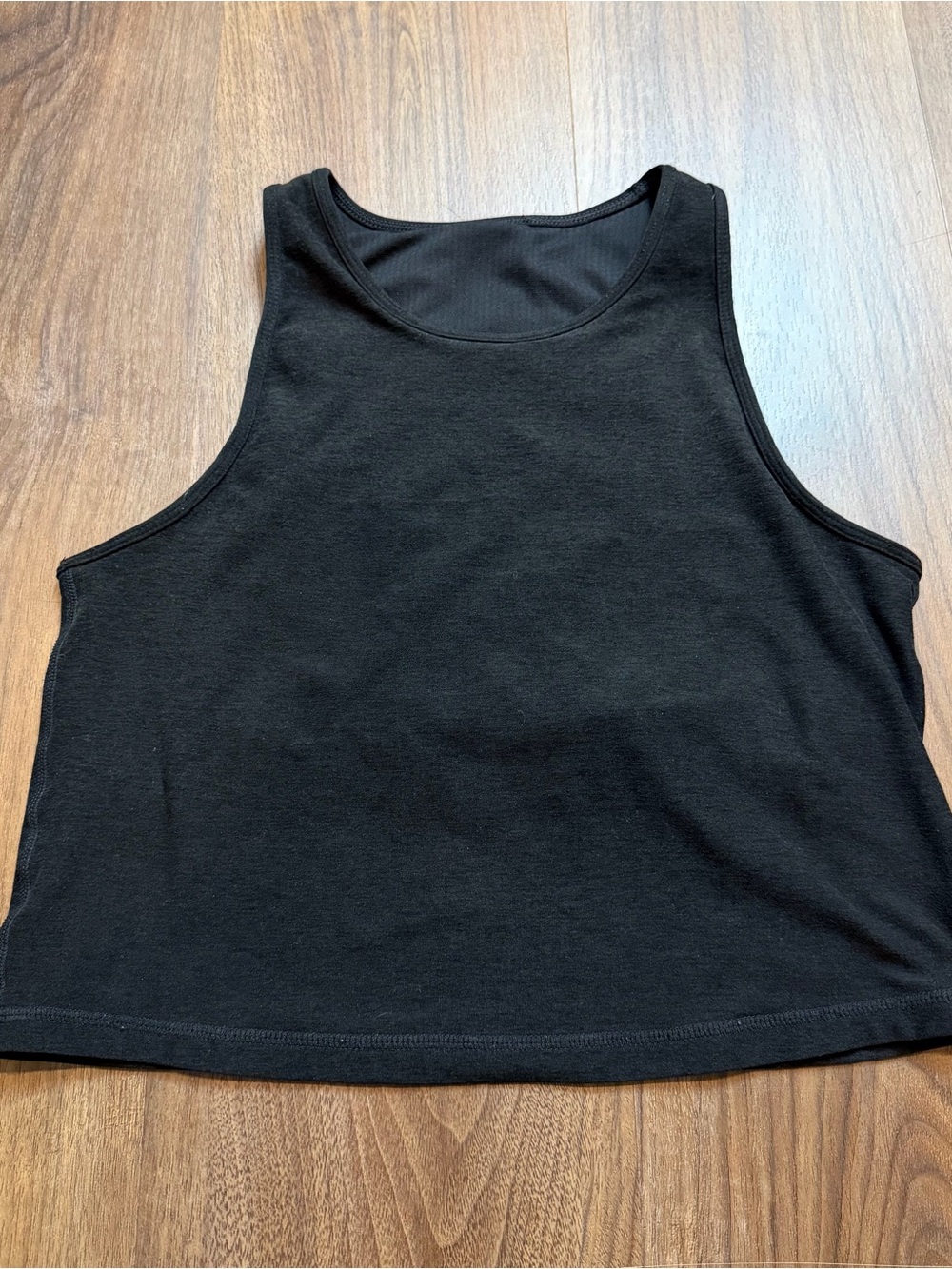 Vuori Black Women's Cropped Tank